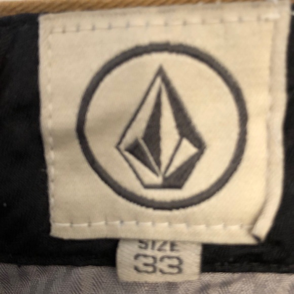 Volcom Khaki Shorts - Picture 3 of 3